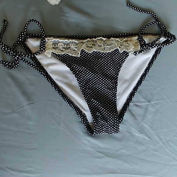 OP Bathing suit bottoms skull - Picture 1 of 4